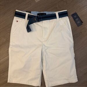 Tommy Hilfiger Boys chino White Shorts with Blue Belt size 18 NWT stretch